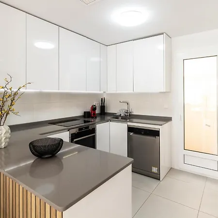 3 Bedroom Gorgeous In *