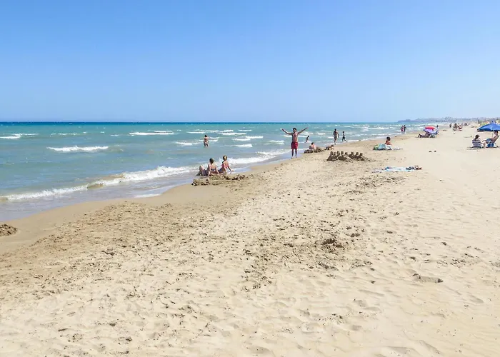 Holiday home 3 Bedroom Gorgeous In